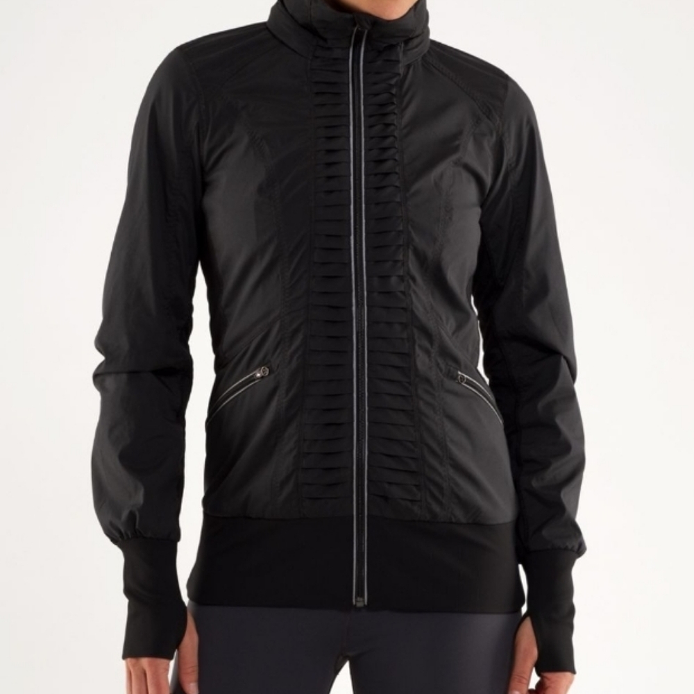Lululemon Run: Back on Track Jacket